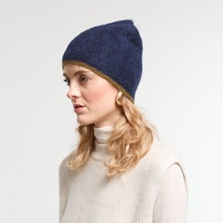Bonnet marine en alpaga, modèle Fjord de la marque Ma Poésie