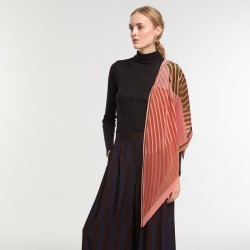 Triangle en soie, modèle Oree Rose de la marque Ma Poésie