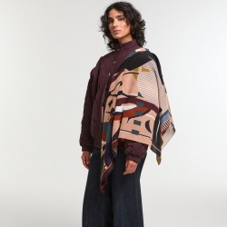 Carré de soie 100cm, modèle Bois Sacré (Taupe) de la marque Ma Poésie