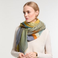 Foulard en laine, modèle Vibrant (ocre) de la marque Ma Poésie