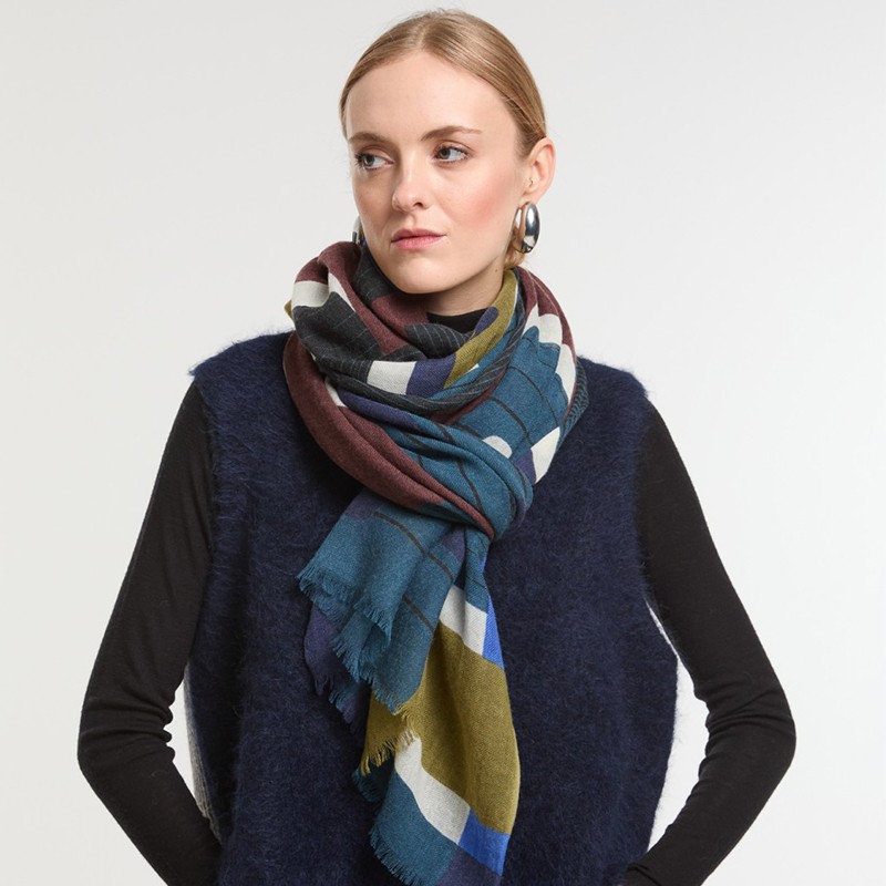 Foulard en laine, modèle Petra (bleu) de la marque Ma Poésie