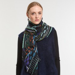Foulard en laine, modèle Saccade (noir bleu) de la marque Ma Poésie