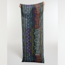 Foulard en laine, modèle Saccade (noir bleu) de la marque Ma Poésie