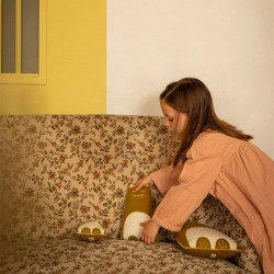 Coussin chat à poche en feutre de laine, de la marque Muskhane