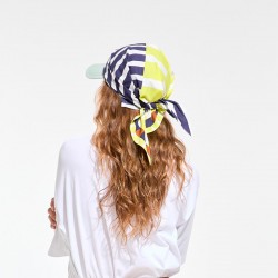 Casquette à nouer, motifs Sol, de couleur lime - Ma Poésie